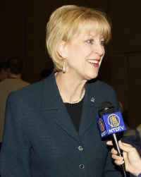 2008-1-29_Las-Vegas-Valerie-Weber.jpg (75705 bytes)