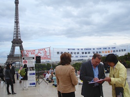 Image for article Paris, France: Gathering Support to End the CCP's Practice of Live Organ Harvesting (Photos)