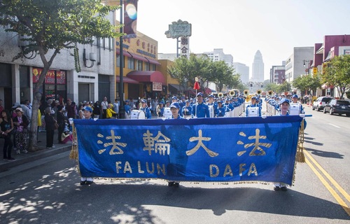 Image for article Los Angeles: “I am Proud of Being a Chinese, Because of Falun Gong.” (Photos)