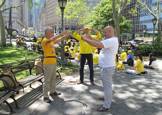 Image for article Learning Meditation at Foley Square in Manhattan