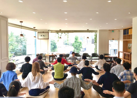 Image for article Seoul, South Korea: Tianti Books Holds Nine-day Falun Dafa Seminar